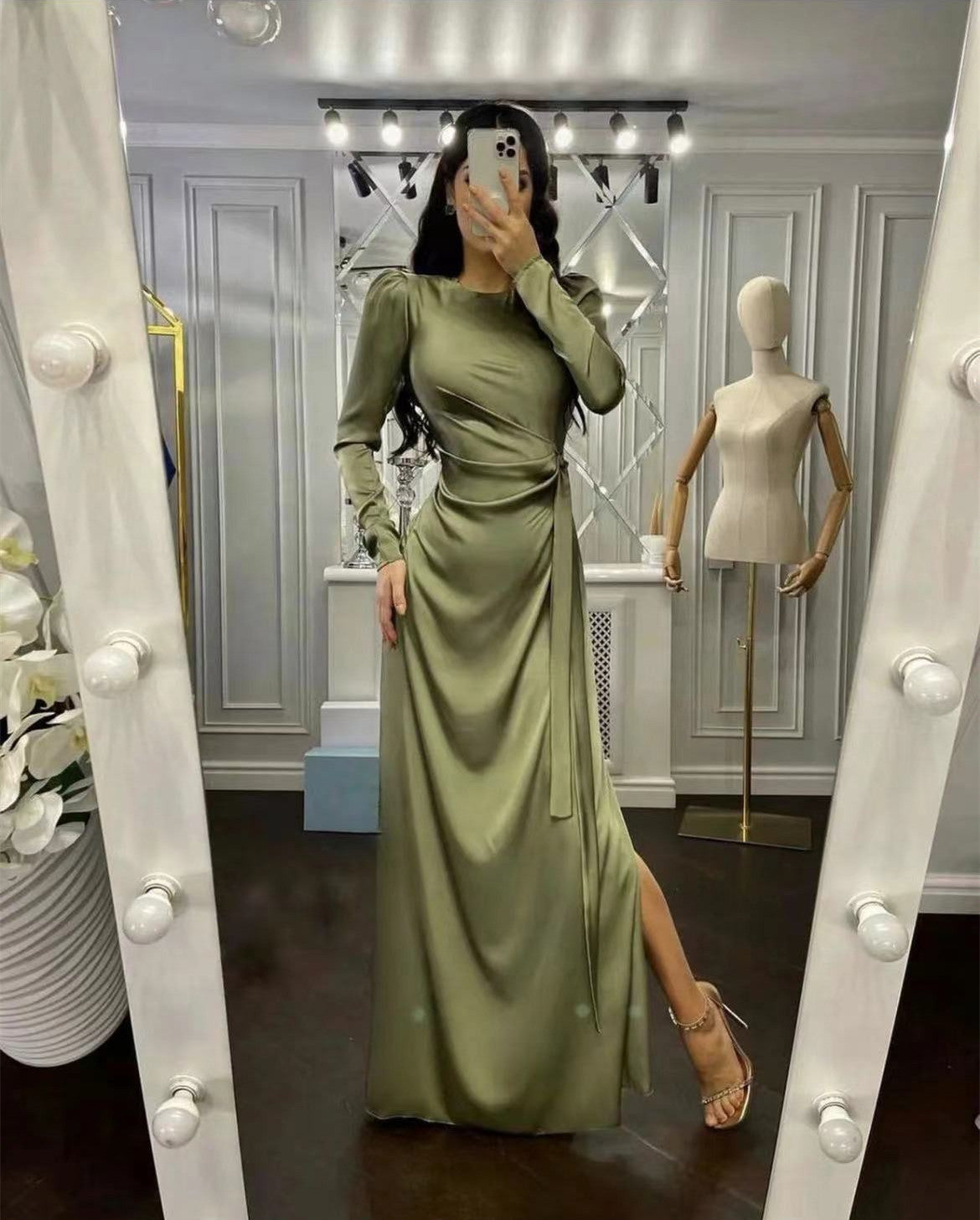 Tailliertes Kleid mit Unregelmäßigem Saum | Ideal für den Frühling und Sommer