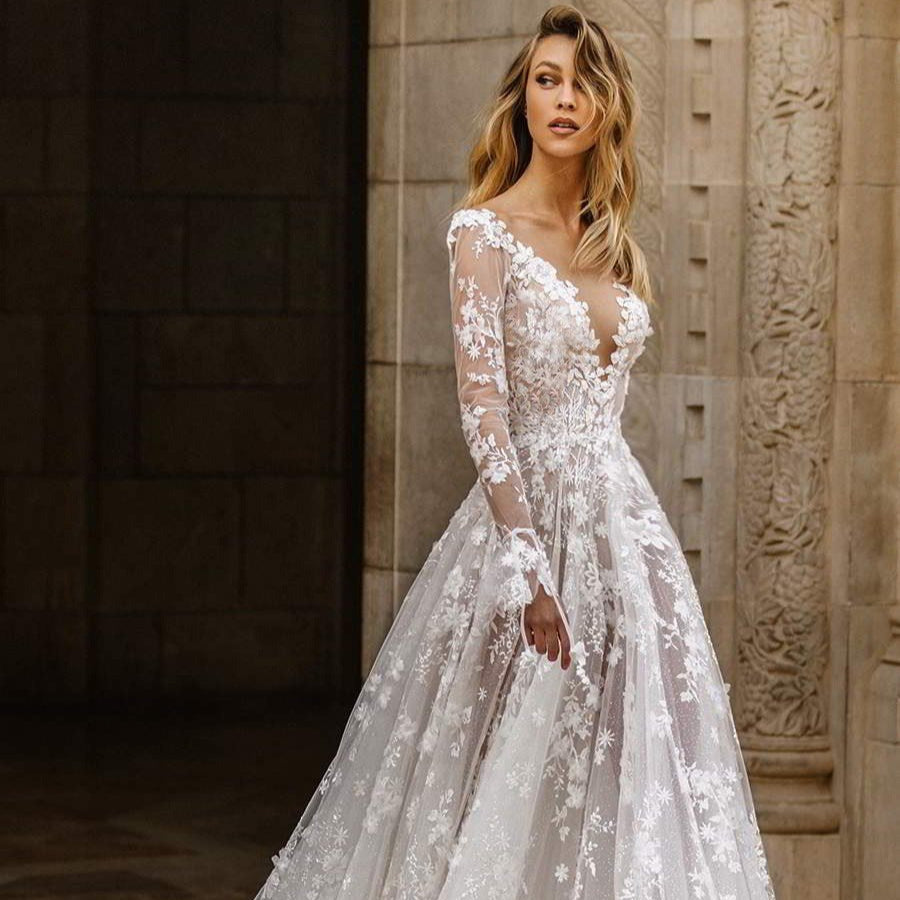 Weißes Spitzenkleid mit langen Ärmeln und mittlerer Taille für Hochzeiten | Ideal für Frühling und Herbst