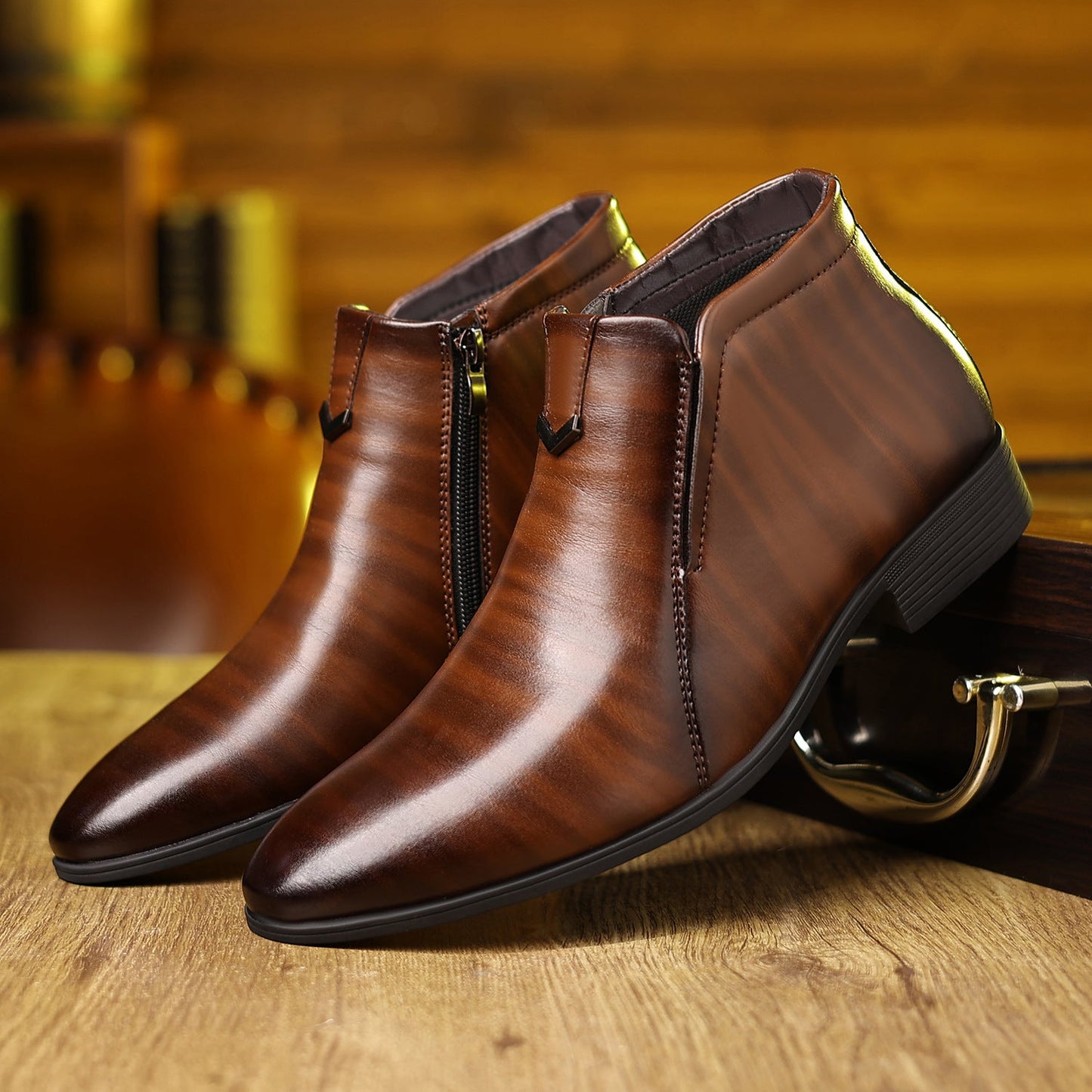 Herren Geprägte Leder Stiefeletten mit Seitlichem Reißverschluss und Flachem Absatz | Ideal für alle Jahreszeiten