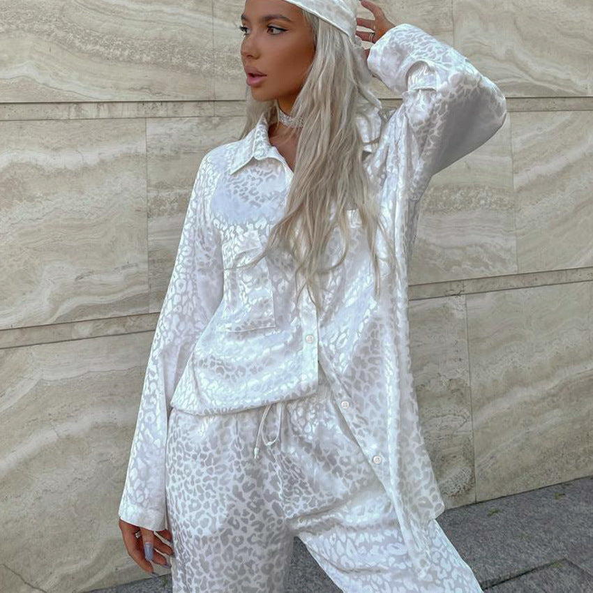 Pyjama-Set mit Langarm und Leopardenmuster und Schnürhose | Ideal für alle Jahreszeiten