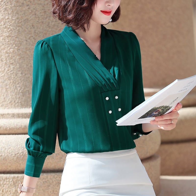 Gestreifte Chiffonbluse mit V-Ausschnitt und Zweireihiger Front | Ideal für Frühling und Herbst