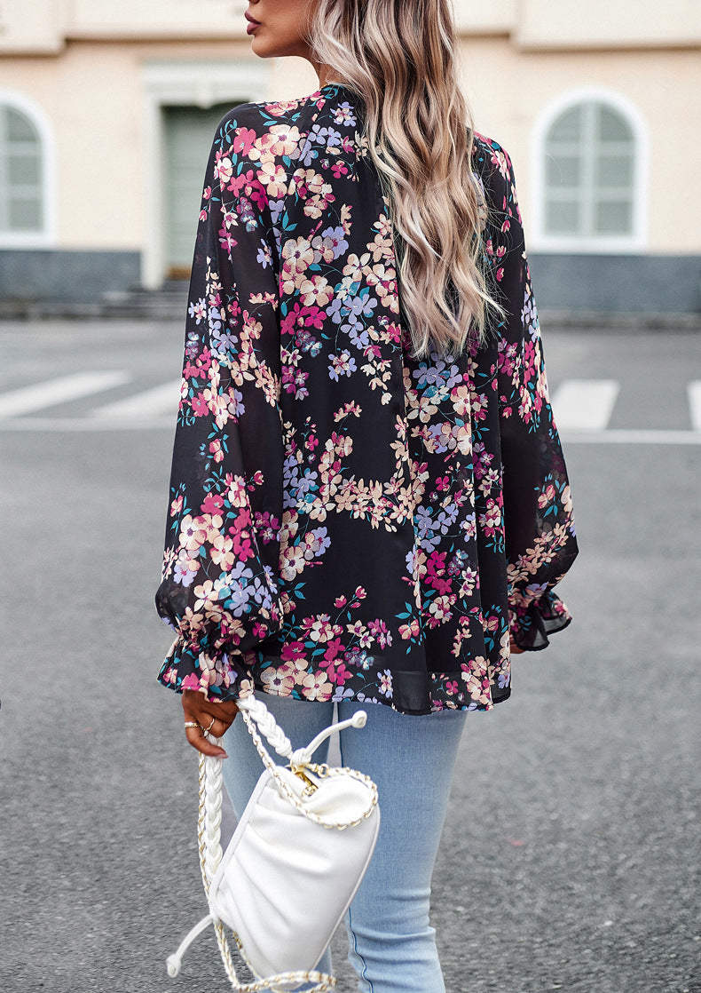 Bluse aus Chiffon mit Floralprint und V-Ausschnitt