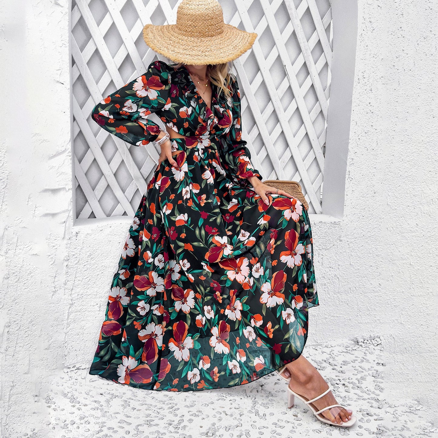 Geblümtes Kleid mit V-Ausschnitt und Laternenärmeln | Ideal für Frühling und Herbst