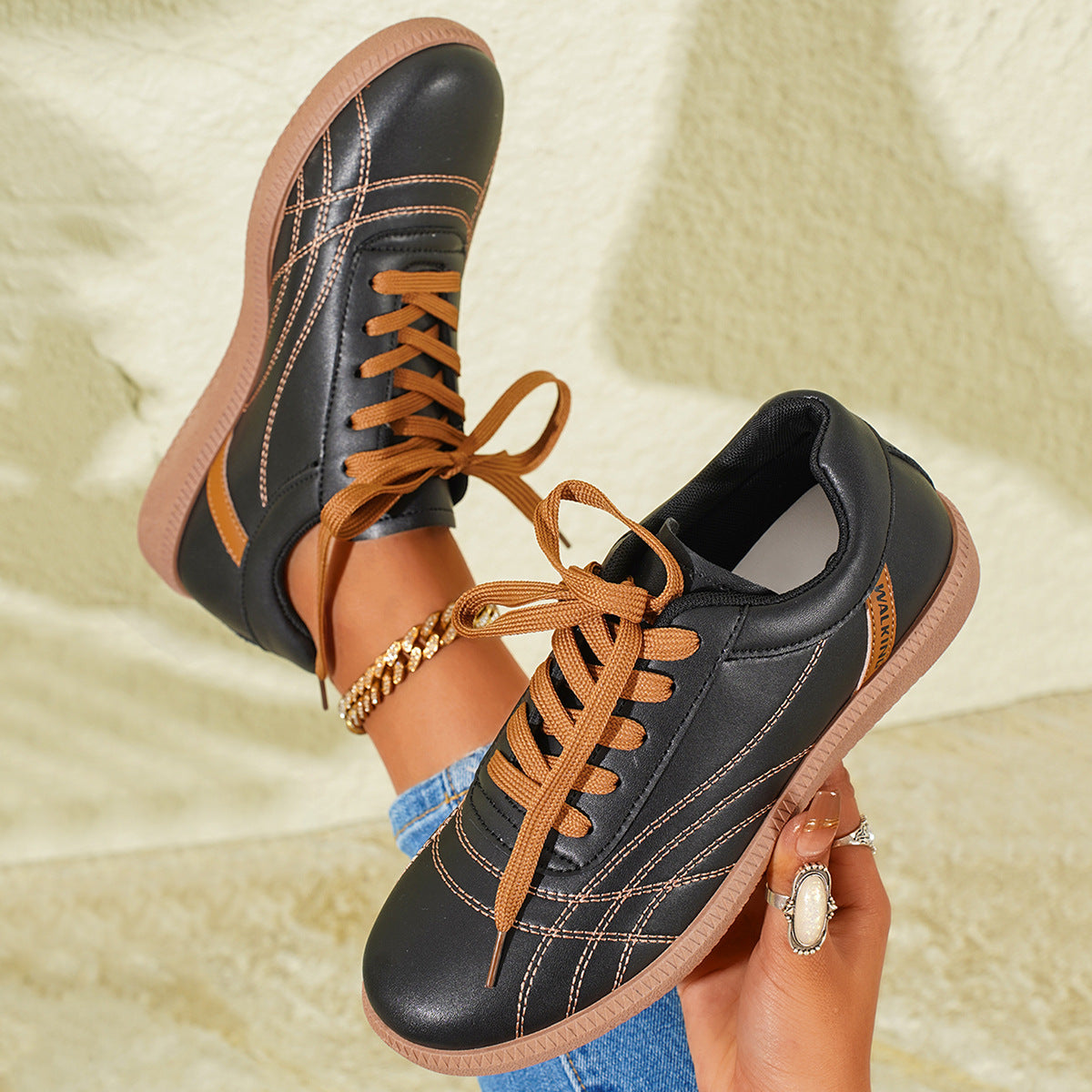 Schnürsneaker mit dicker Sohle und Rundkappe | Ideal für alle Jahreszeiten