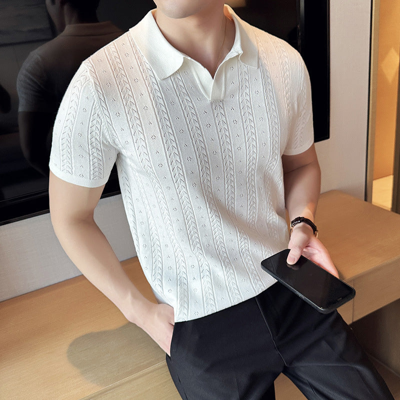 Gestreiftes Jacquard-Strick-T-Shirt mit V-Ausschnitt | Ideal für den Sommer