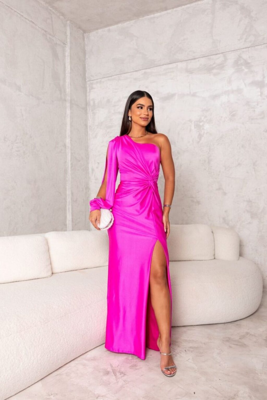 Fließendes Satin Midi-Party-Kleid mit Tailliertem Schnitt | Ideal für Frühling und Sommer