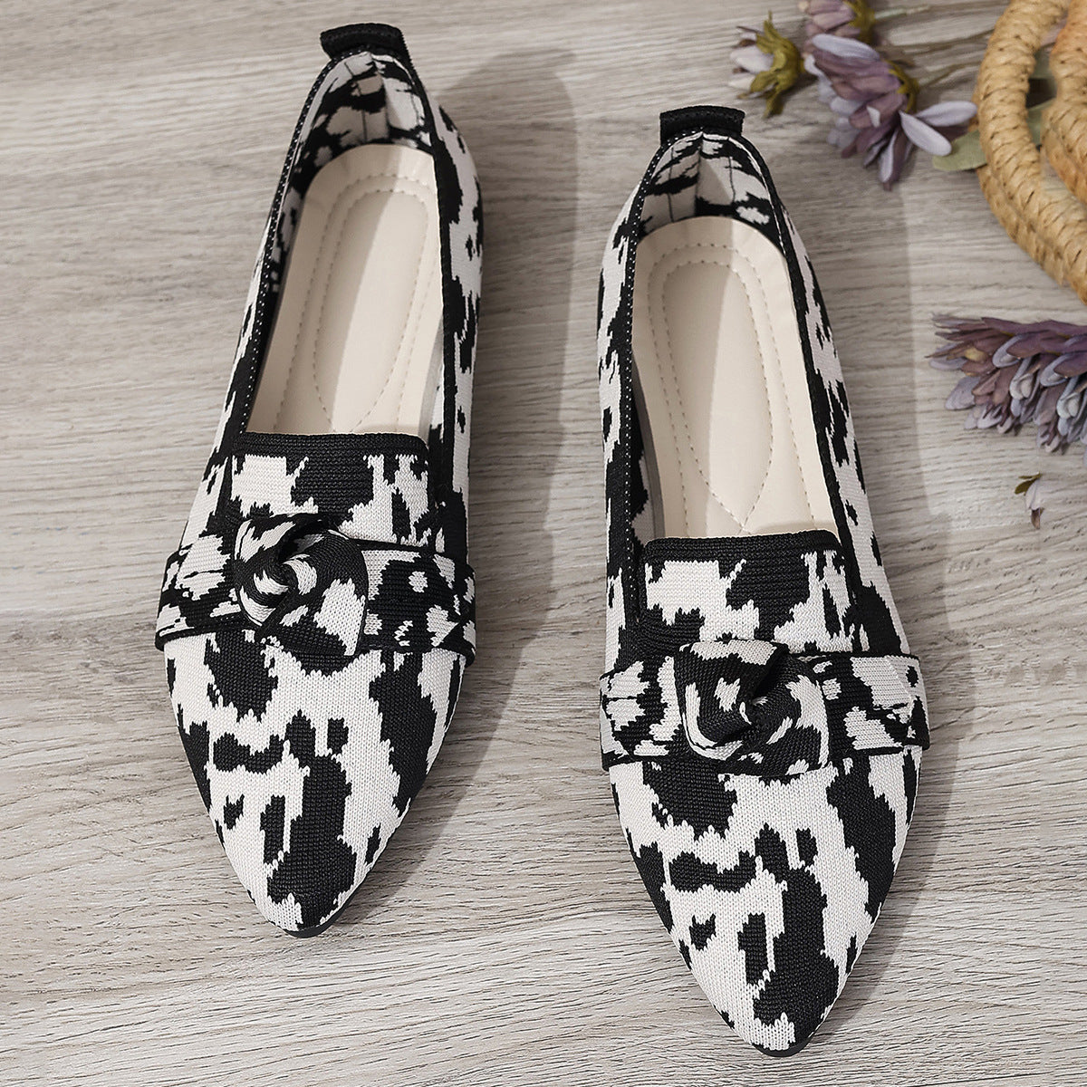 Spitz zulaufende Schleifen-Flats mit Mesh-Obermaterial | Ideal für Frühling und Sommer