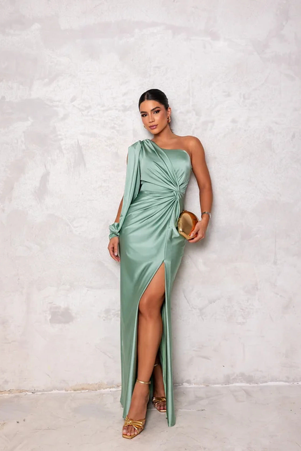 Fließendes Satin Midi-Party-Kleid mit Tailliertem Schnitt | Ideal für Frühling und Sommer