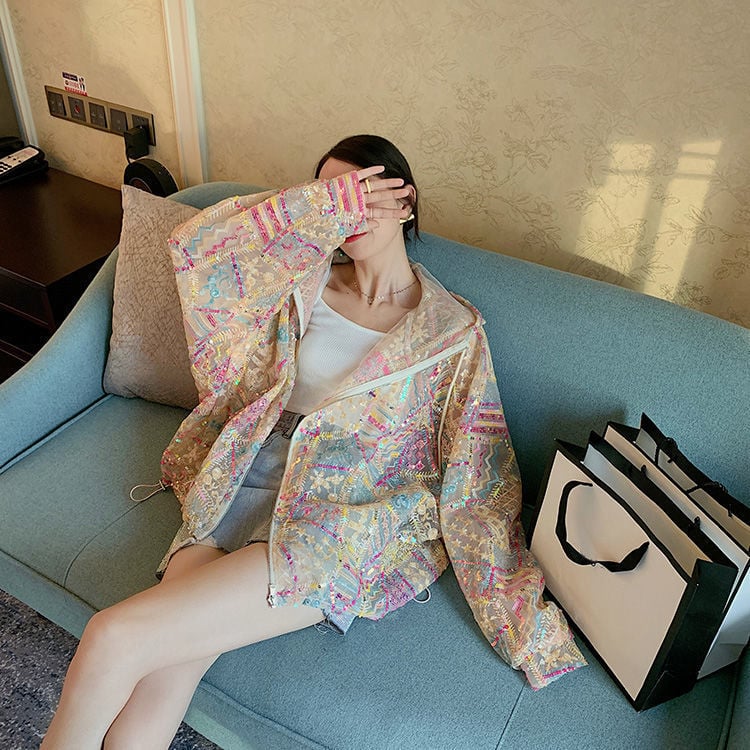 Kapuzencoat mit Pailletten und Bunten Streifen für Damen | Ideal für den Sommer