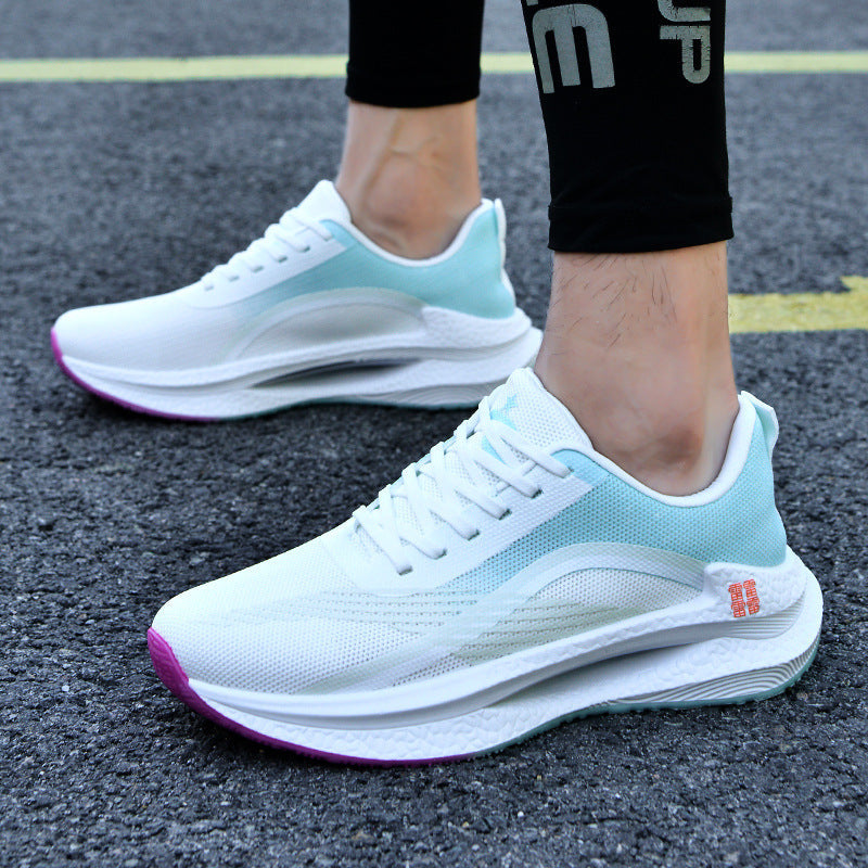 Hohe Flyknit Sneakers mit Keilabsatz | Ideal für den Sommer