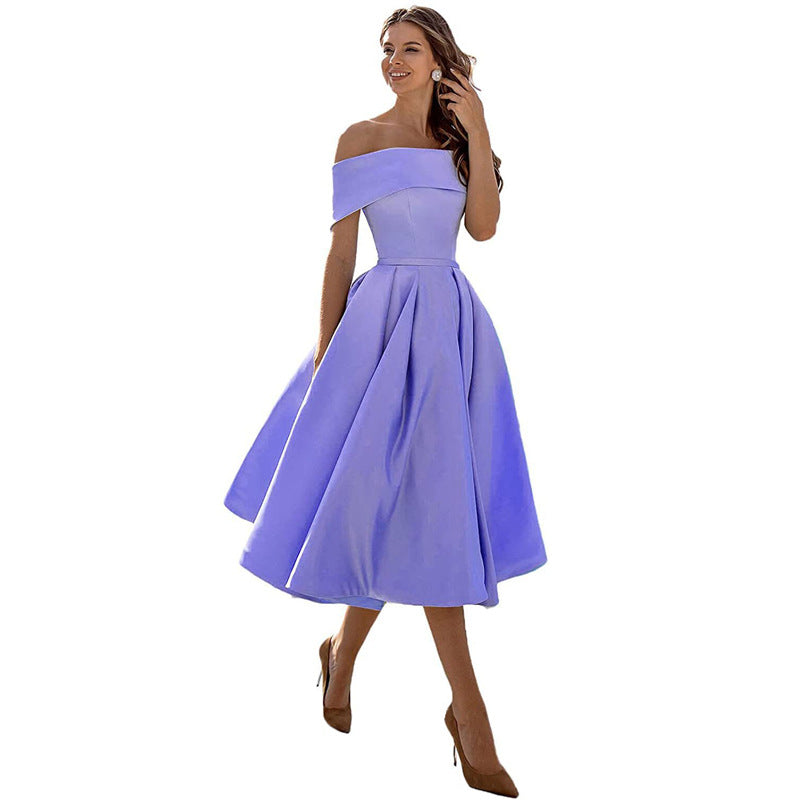 Schulterfreies Satinkleid mit Eleganter Silhouette | Ideal für den Sommer