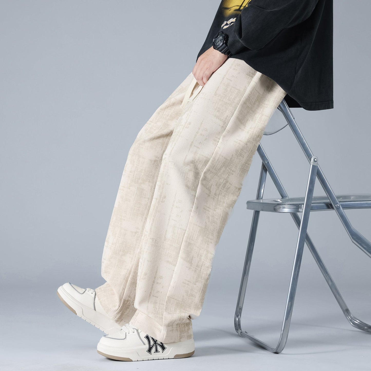 Herren Corduroy Sweatpants mit Kordelzugbund Ideal für Frühling und Herbst