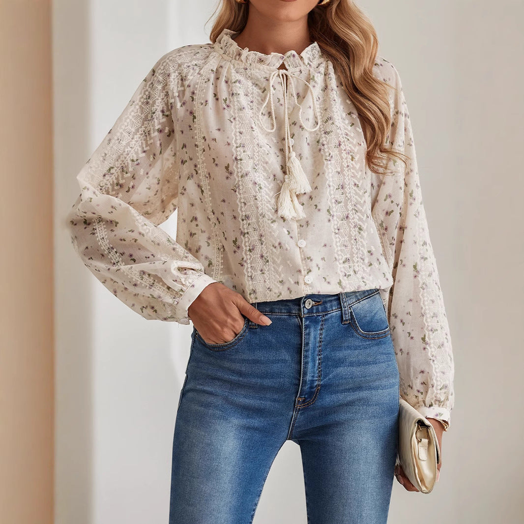 Geblümte Bestickte Bluse mit Quasten und Raglanärmeln | Ideal für den Frühling