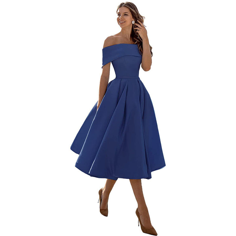 Schulterfreies Satinkleid mit Eleganter Silhouette | Ideal für den Sommer