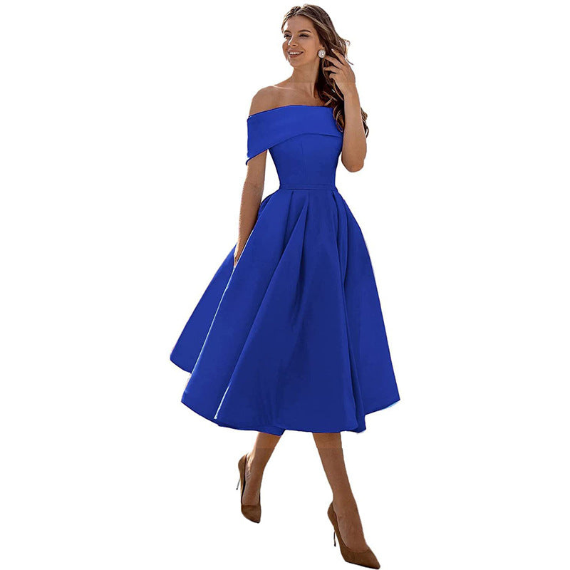 Schulterfreies Satinkleid mit Eleganter Silhouette | Ideal für den Sommer
