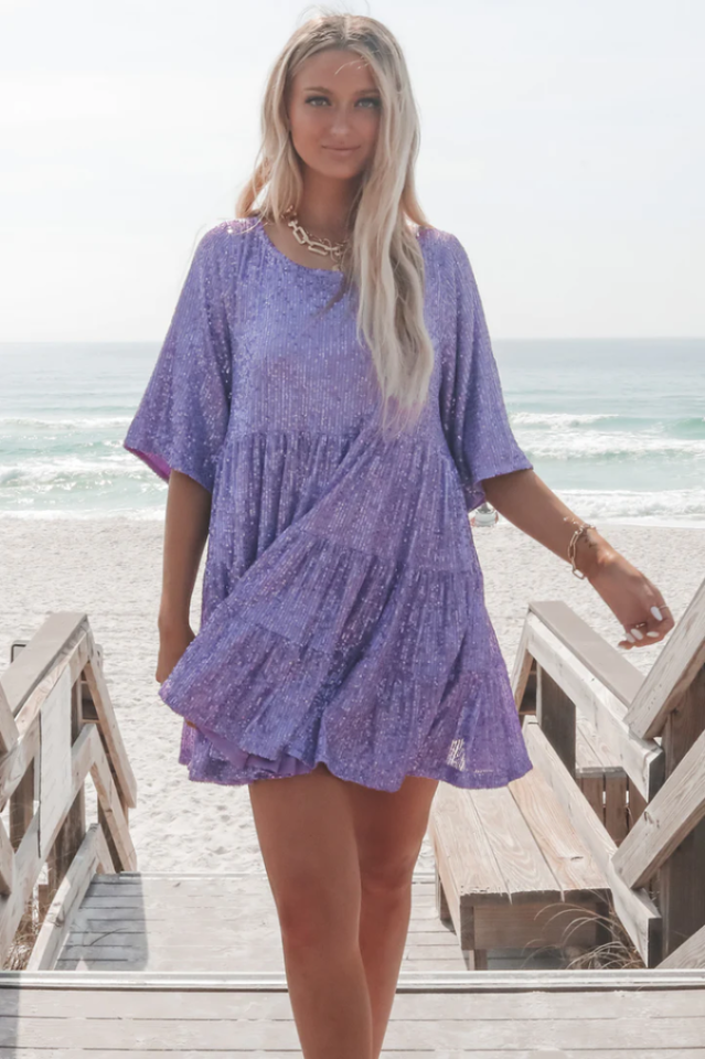 Stufiges Pailletten-Babydoll-Mini-Kleid | Ideal für Sommerpartys