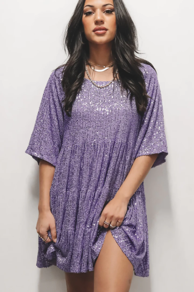 Stufiges Pailletten-Babydoll-Mini-Kleid | Ideal für Sommerpartys