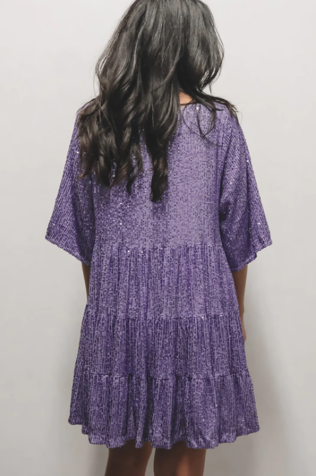 Stufiges Pailletten-Babydoll-Mini-Kleid | Ideal für Sommerpartys