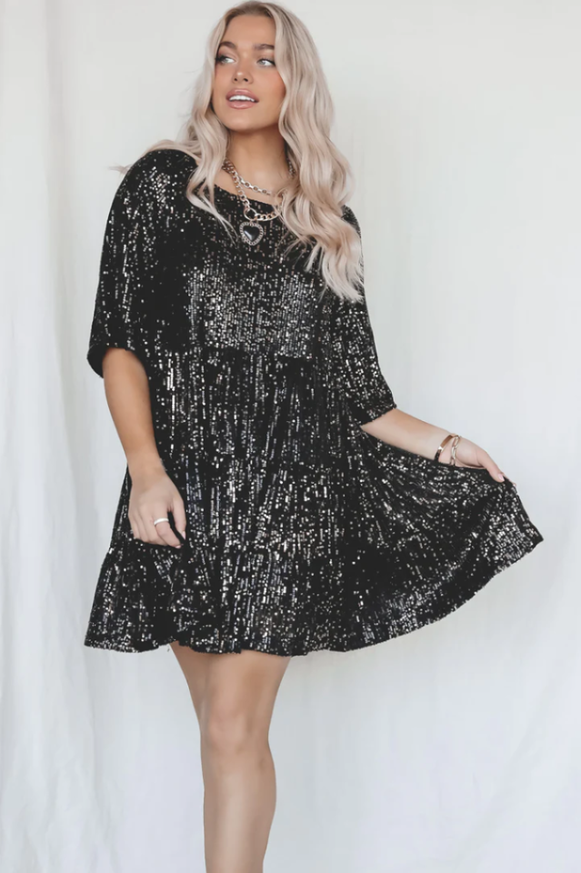 Stufiges Pailletten-Babydoll-Mini-Kleid | Ideal für Sommerpartys