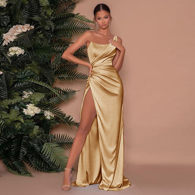 Satin-Maxikleid mit Fließender Silhouette und V-Ausschnitt