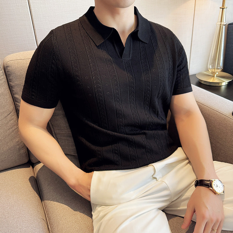 Gestreiftes Jacquard-Strick-T-Shirt mit V-Ausschnitt | Ideal für den Sommer