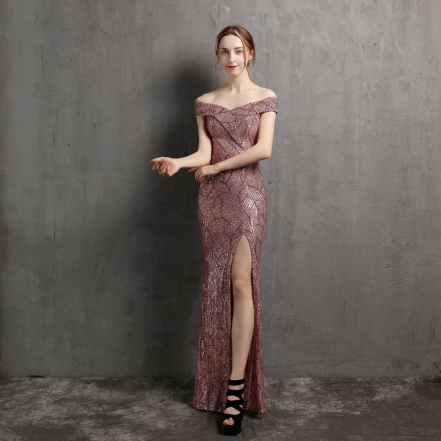 Elegantes Abendkleid mit Fließender Silhouette | Ideal für Frühling und Sommer