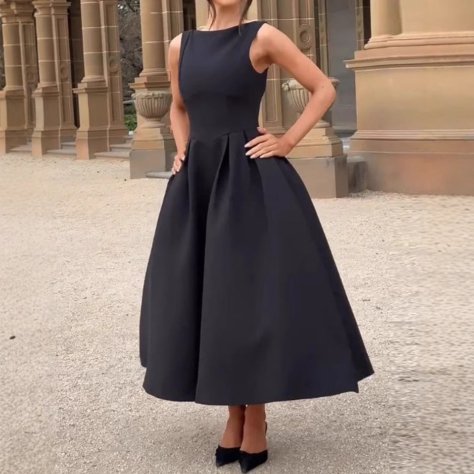 Ärmelloses Asymmetrisches Maxikleid mit Cut-Outs und Hoher Taille in Schwarz oder Rosa | Ideal für den Sommer