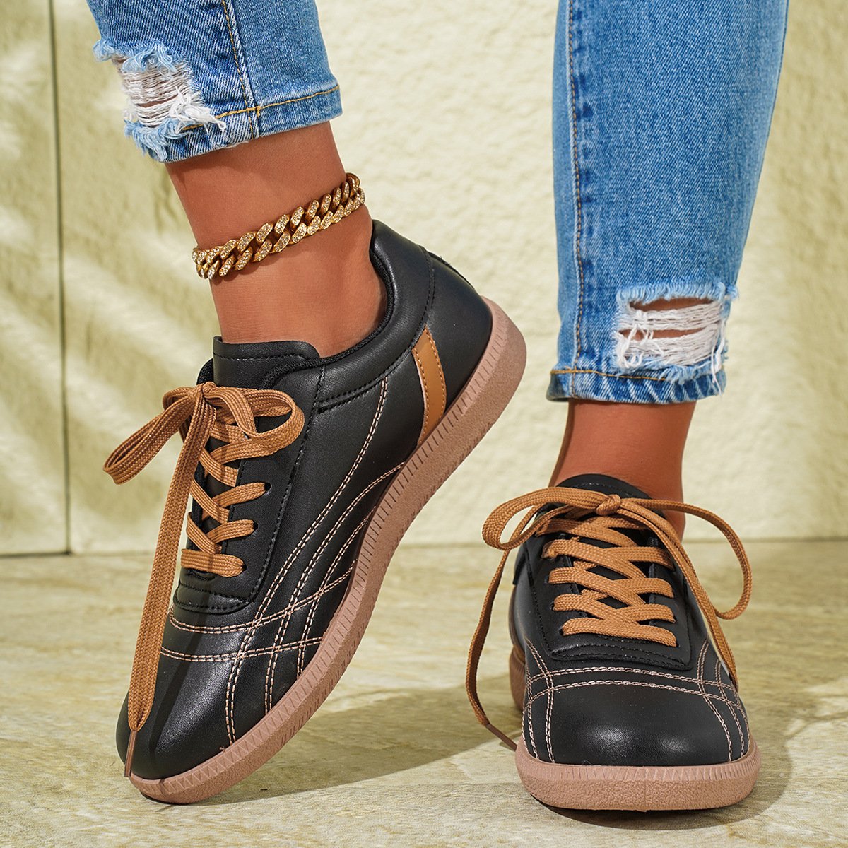 Schnürsneaker mit dicker Sohle und Rundkappe | Ideal für alle Jahreszeiten