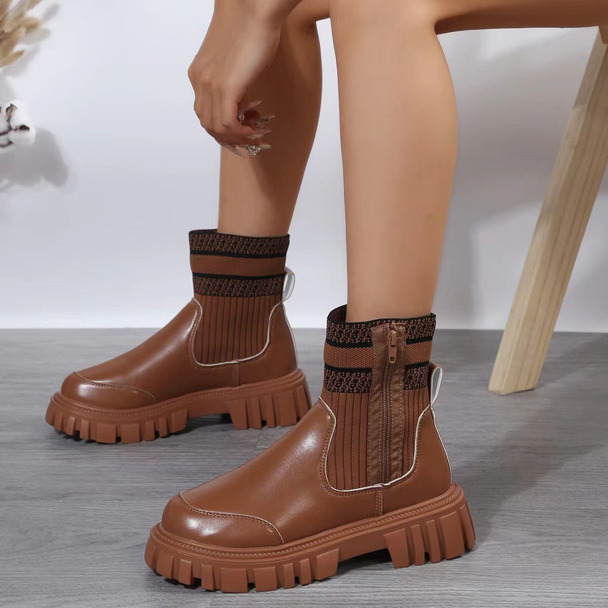 Modische Mittelhohe Stiefel mit Seitlichem Reißverschluss und Rutschfester Dicker Sohle | Ideal für den Winter