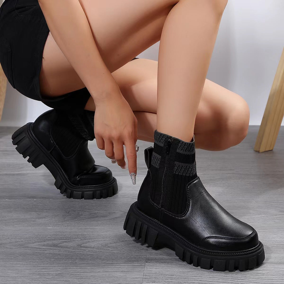 Modische Mittelhohe Stiefel mit Seitlichem Reißverschluss und Rutschfester Dicker Sohle | Ideal für den Winter