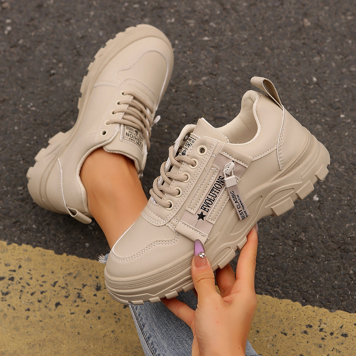Schnürsneaker mit Seitlichem Reißverschluss und dicker Sohle | Ideal für alle Jahreszeiten