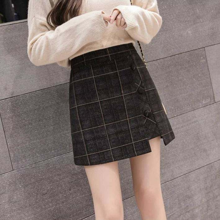 Karierter Wollstruktur A-Linien Rock mit Asymmetrischem Saum und Knopfdetails | Ideal für Herbst und Winter