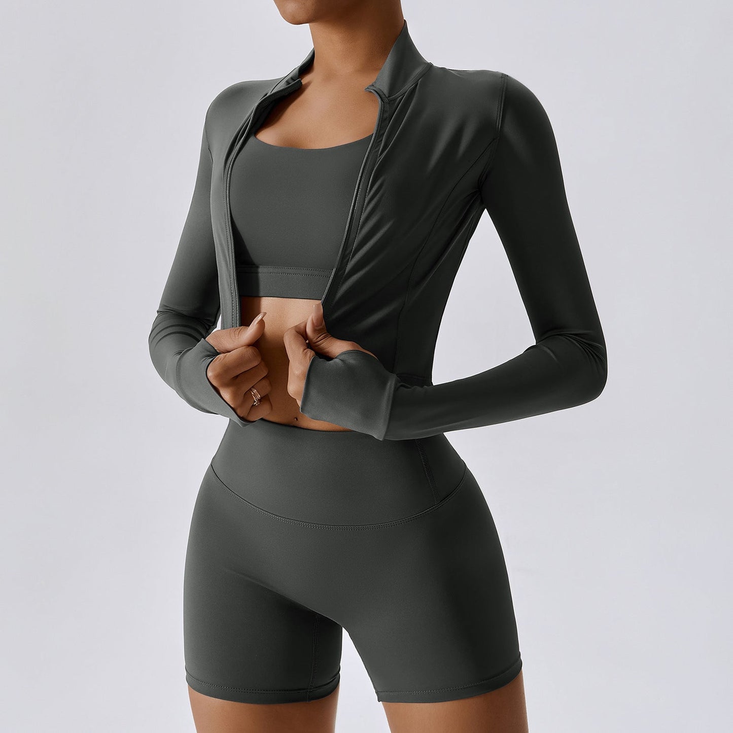 Langarm Sport-BH und Shorts Dreiteiliges Set mit Taillenlangem Jacke | Ideal für Frühling und Herbst