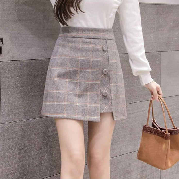 Karierter Wollstruktur A-Linien Rock mit Asymmetrischem Saum und Knopfdetails | Ideal für Herbst und Winter