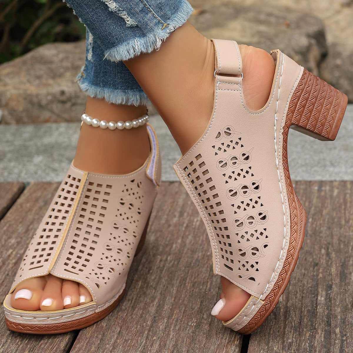 Offene Zehen Hohle Sandalen mit Klettverschluss | Ideal für den Sommer