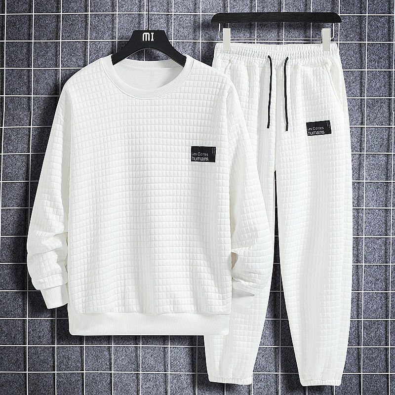 Locker geschnittenes Herren Sportset mit Sweater und 3/4-Hose | Ideal für alle Jahreszeiten