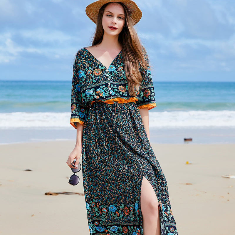 Langärmeliges Übergrößen-Kleid mit Blumenmuster und V-Ausschnitt | Ideal für Frühling und Herbst