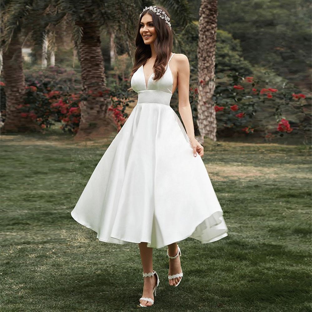 V-Ausschnitt Ärmelloses Langes Slipkleid mit Hoher Taille | Ideal für den Sommer