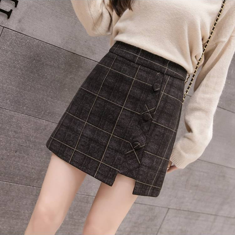 Karierter Wollstruktur A-Linien Rock mit Asymmetrischem Saum und Knopfdetails | Ideal für Herbst und Winter