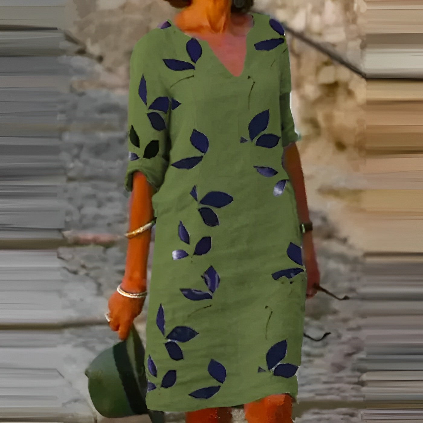 Sommerkleid mit Blattmuster und fließender Silhouette | Ideal für den Sommer