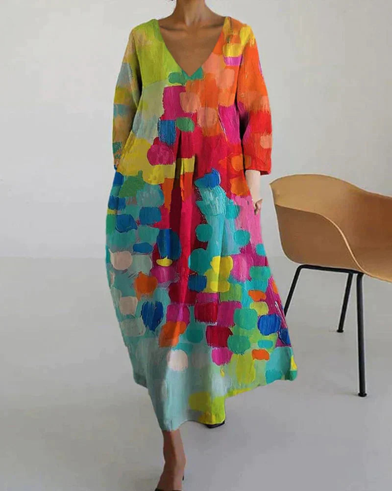 V-Ausschnitt Kleid mit farbenfrohem Print | Ideal für den Frühling