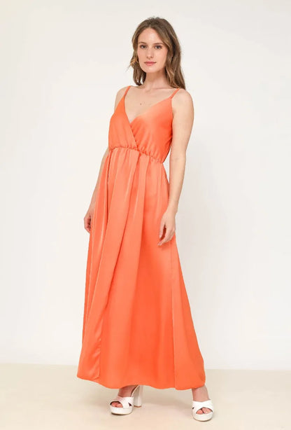 Leichtes, fließendes Kleid mit luftigem Stoff | Ideal für Frühling und Sommer