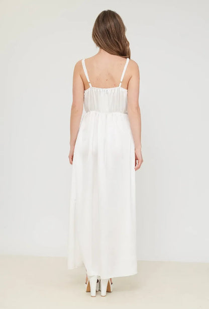 Leichtes, fließendes Kleid mit luftigem Stoff | Ideal für Frühling und Sommer