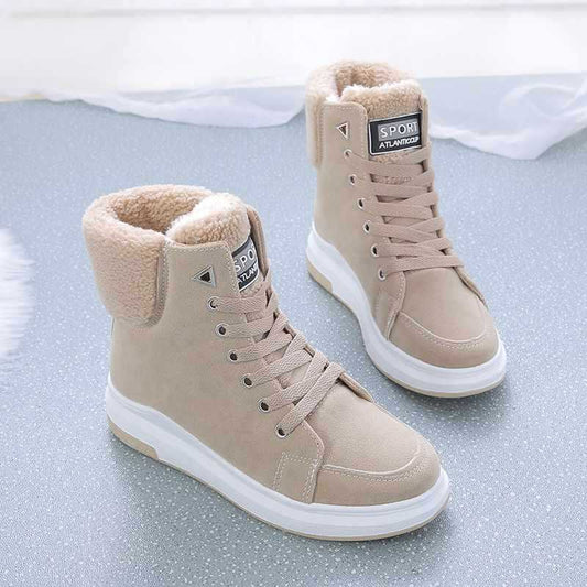 Stiefel mit Fleecefutter und Kreuzriemen | Ideal für den Winter