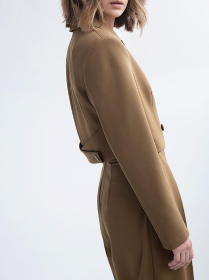 Kurzblazer und Hochtaillierte Hose aus Polyester in Unifarbe | Ideal für Frühling und Herbst