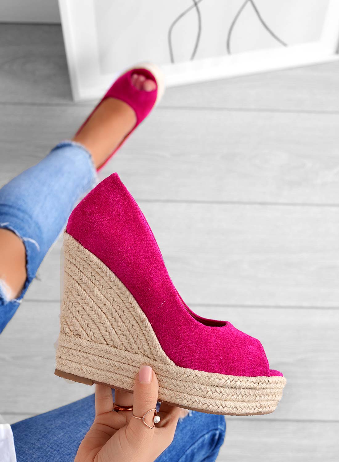 Wildleder Wedge Sandalen mit Weichem Futter und Offener Zehenpartie | Ideal für Frühling und Sommer