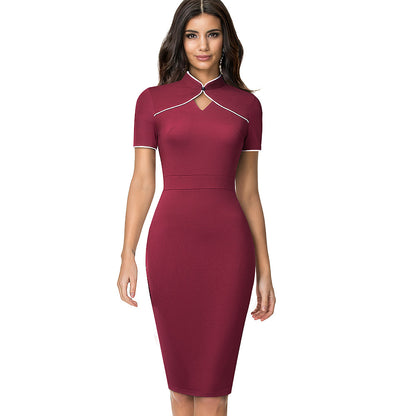 Midikleid mit Stehkragen und Zierhohlmustern in Schlanker Passform | Ideal für Frühling und Herbst