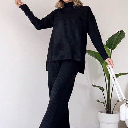 Rollkragen Stricktop mit Schlitz Design und Gerade Hose Set aus Polyester | Ideal für Herbst und Winter