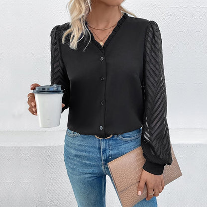 Cardigan-Top mit V-Ausschnitt, Spitzeneinsatz und Schnallenverschluss | Ideal für den Herbst