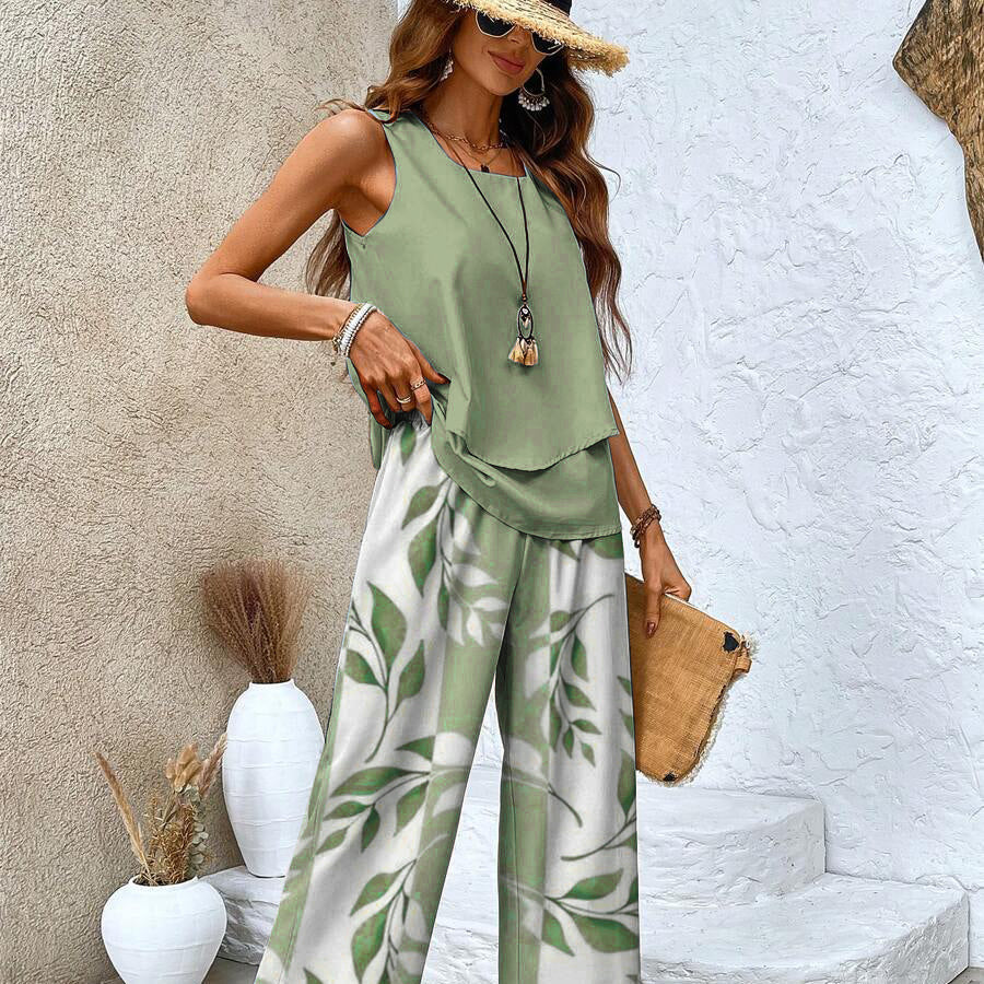 Zweiteiliges Set mit Ärmelosem Top und Quadratischem Ausschnitt sowie Botanisch Gemusterten Hosen | Ideal für Frühling und Sommer